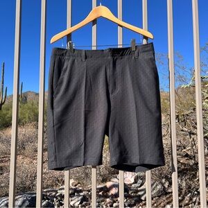 NWT Pebble Beach Men’s Performance Shorts Size 34 Color Black W/Greyish Pattern